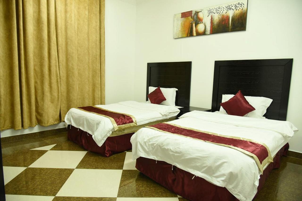 شقق جنان المفروشة Jenaan Apartments Najran Esterno foto